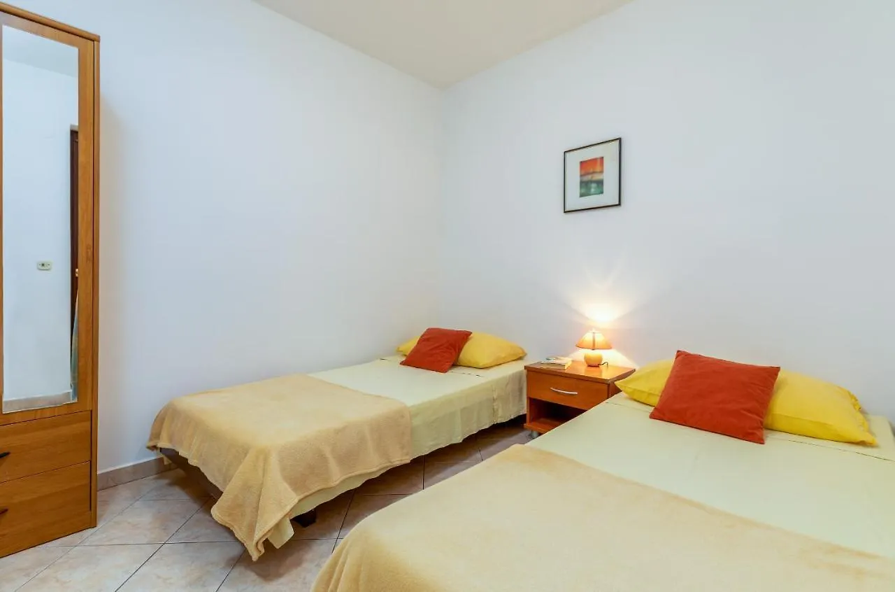Apartment Luana A2 Fazana Croatia